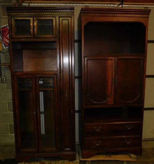 lot 56 image: Wooden Entertainment Center