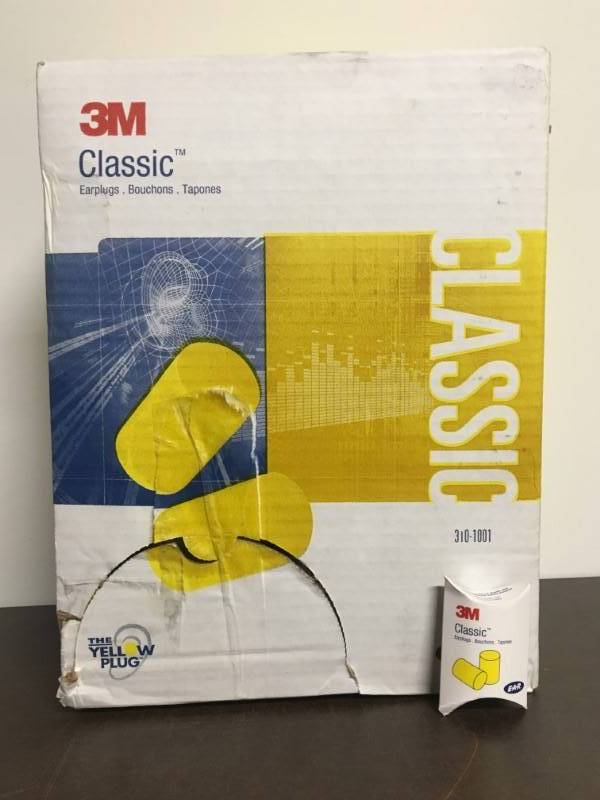 lot 124 image: 3M Earplugs