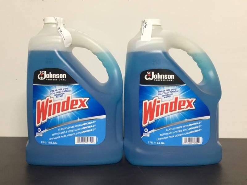 lot 62 image: Windex