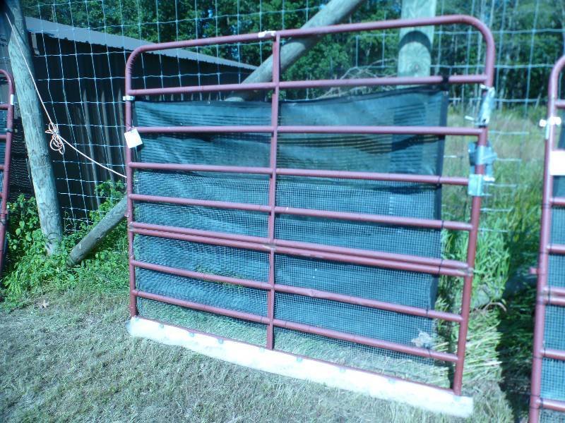 lot 10 image: 8 x 67 Custom Gate