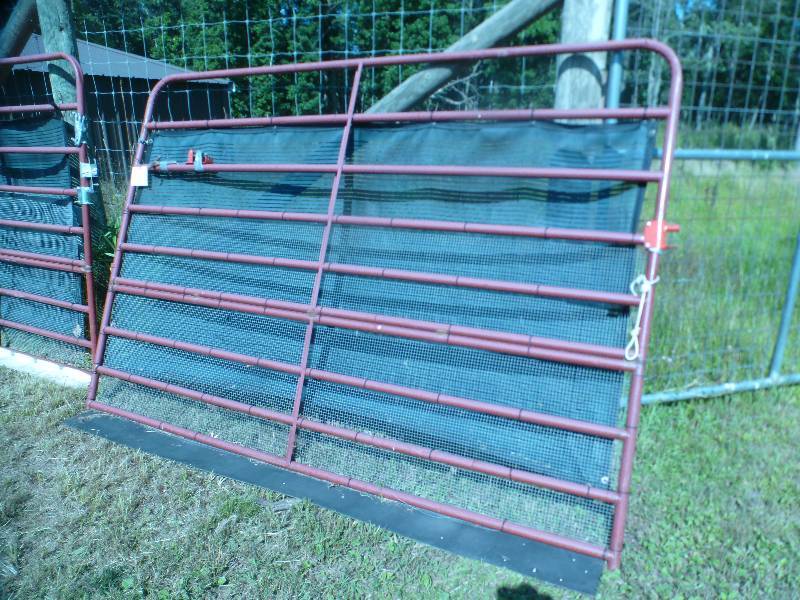 lot 11 image: 10 x 67 Custom Gate