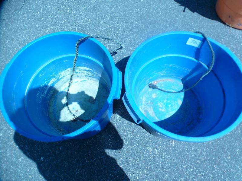 lot 76 image: 16 Gallon Heated Water Tub Lot of 2