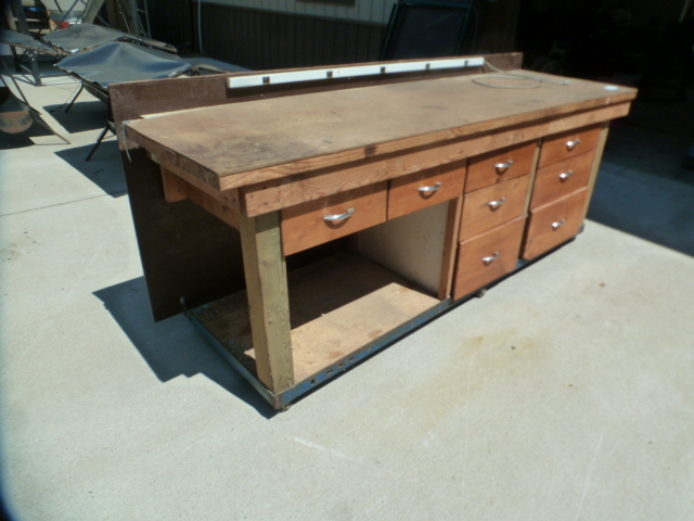 lot 83 image: Rolling Work Bench wDrawers