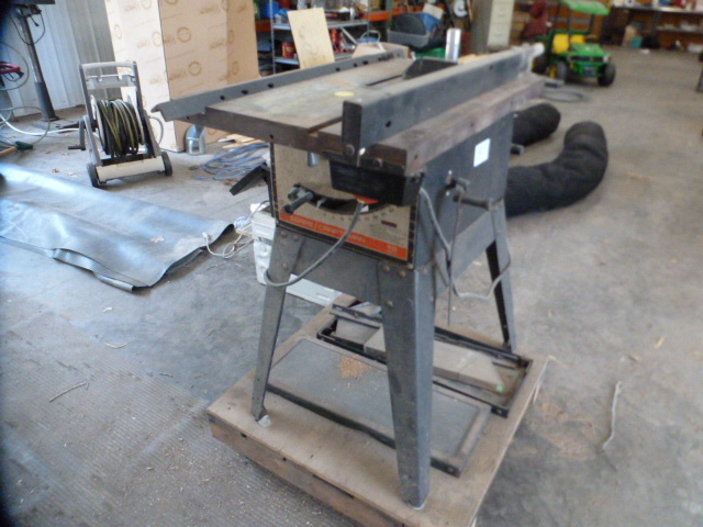 lot 84 image: Sears Craftsman 10 Table Saw