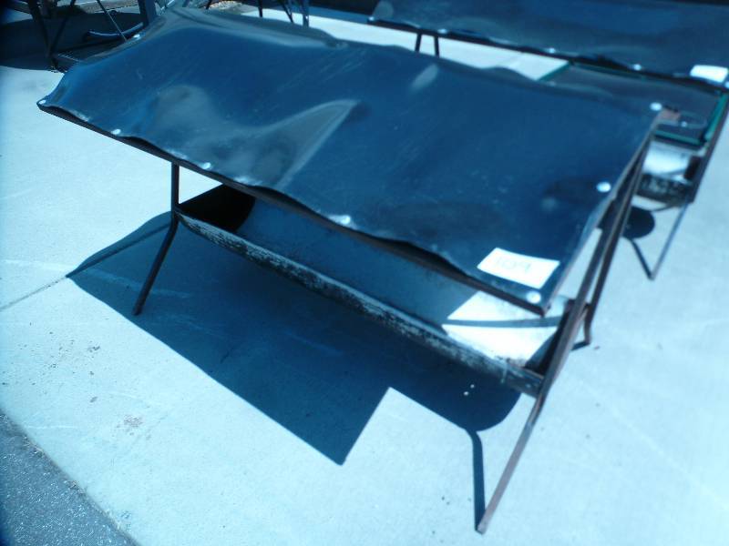 lot 109 image: 48 Deer Fawn Feeder