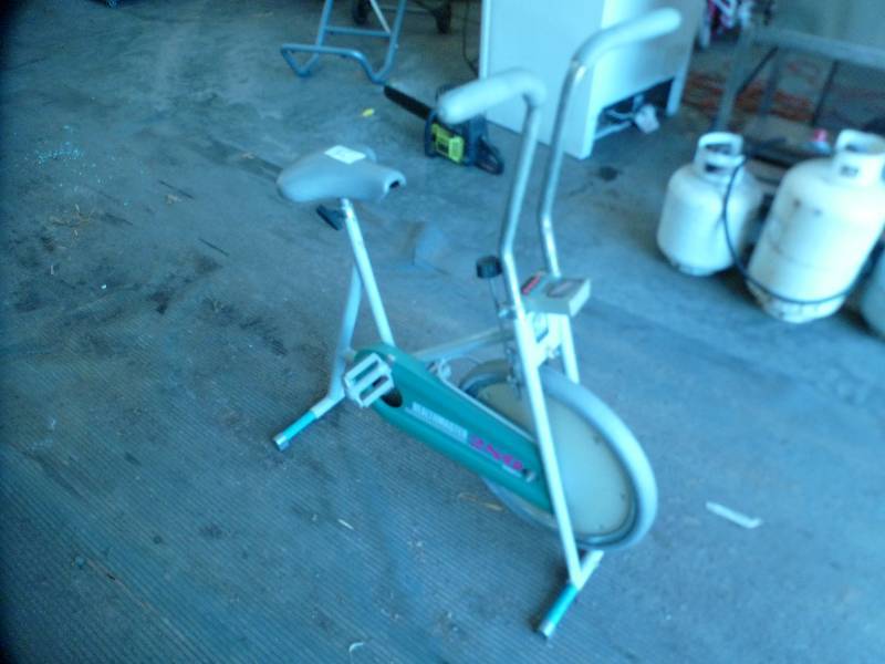 lot 123 image: Exercise Bike