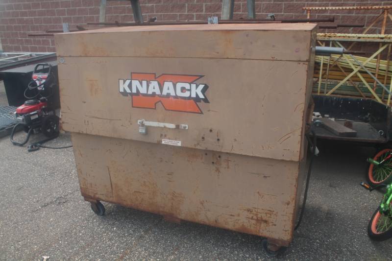 lot 6 image: Industrial Site Box, Gang Box, Job Site Secured Tool Box.