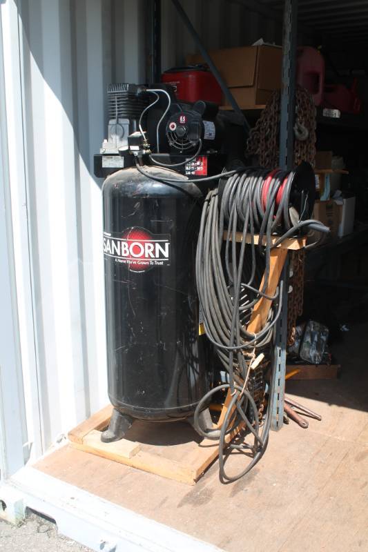 lot 5 image: Air Compressor Coleman Powermate Sanborn