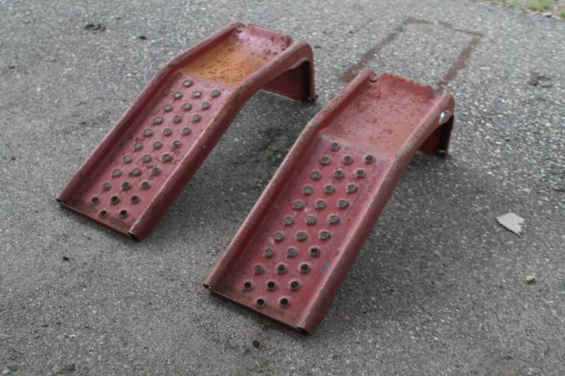 lot 15 image: Solid Steel Auto Ramp Set
