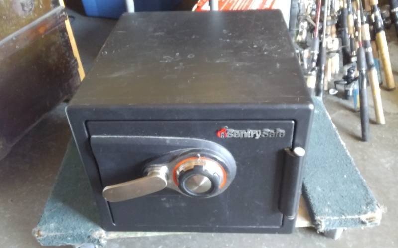 lot 16 image: Sentry Safe (No Combo) 16x17x13