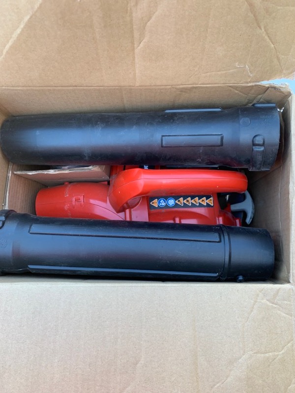 lot 43 image: Homelite2 Cycle Gas Blower