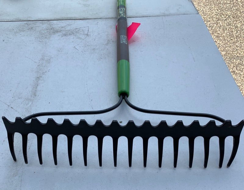 lot 7 image: Ames 58 Garden Rake