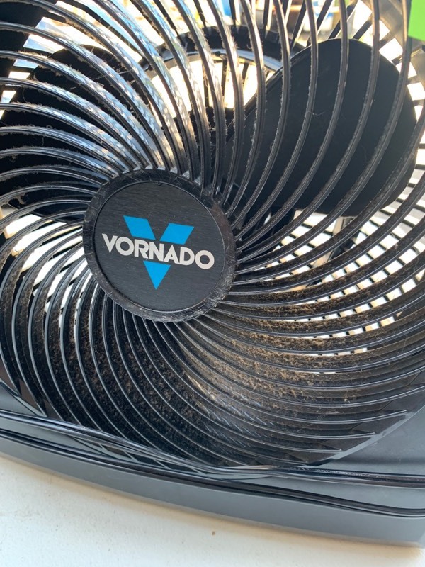 lot 82 image: Vornado Fan wi 3 Speeds