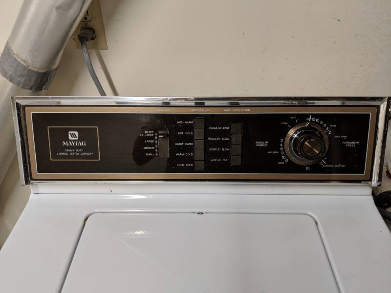 Maytag Model A712 Series 4 Washing Machine | Chaska Moving Auction | K-BID