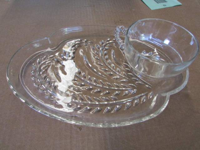Vintage plates and cups set
