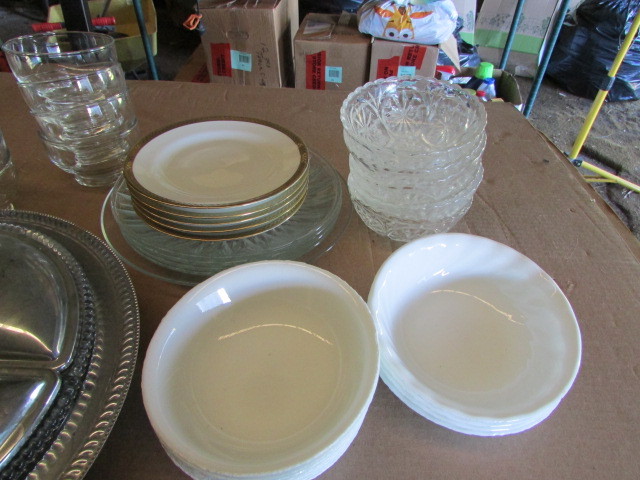 Dessert Serving Dishes