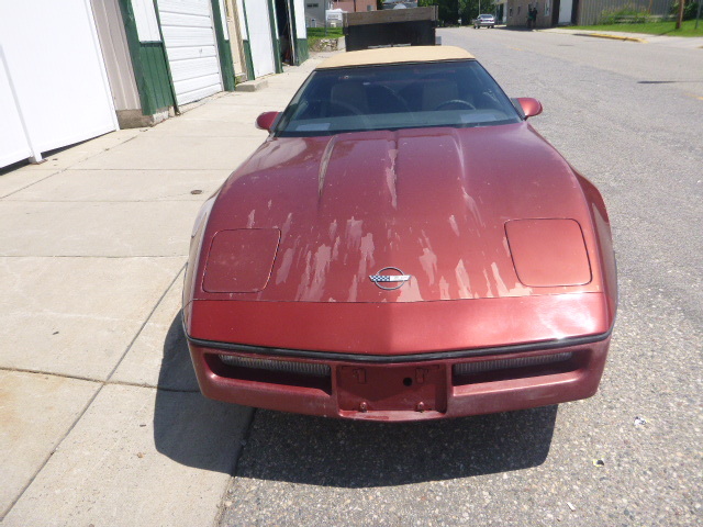 lot 4 image: 1987 Chevrolet Corvette