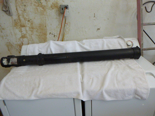 lot 8 image: Fishing Rod Case