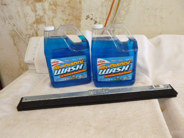 lot 16 image: 2 Bottles of Turtle Was All Purpose Wash