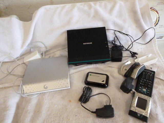 lot 38 image: Electronic Items