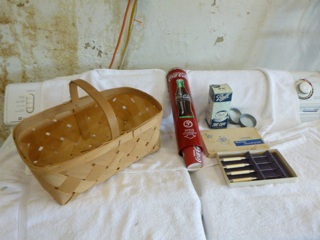 lot 52 image: Miscellaneous Items