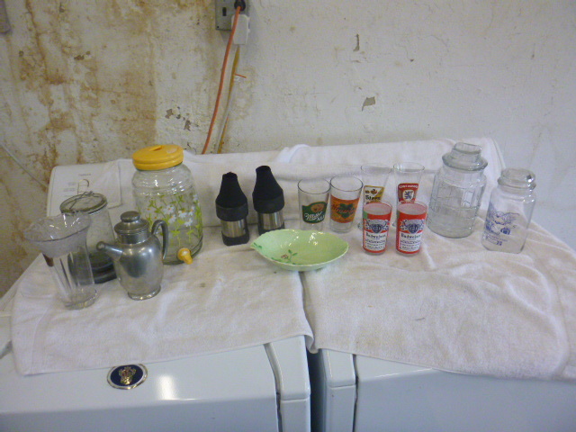 lot 122 image: Miscellaneous Kitchen Items