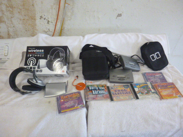 lot 131 image: Sentry Wireless Headphone and Transmitter
