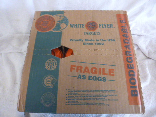 lot 140 image: Case of White Flyer Targets
