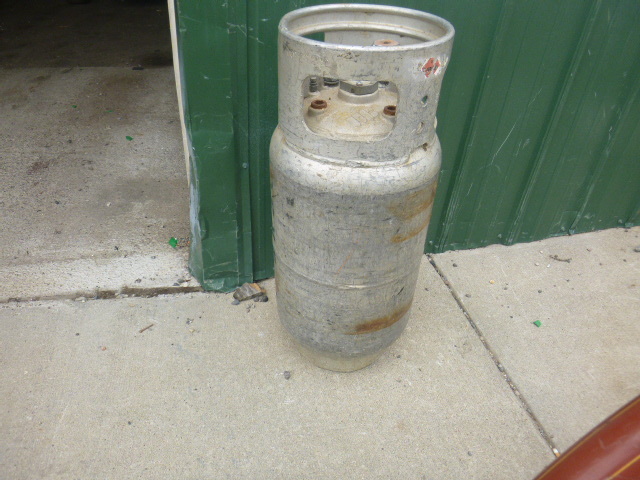 lot 154 image: 40 lb. Propane Tank