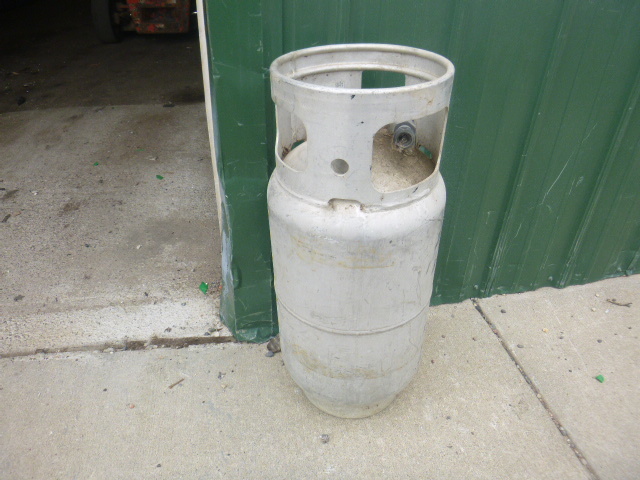 lot 155 image: 40 lb. Propane Tank