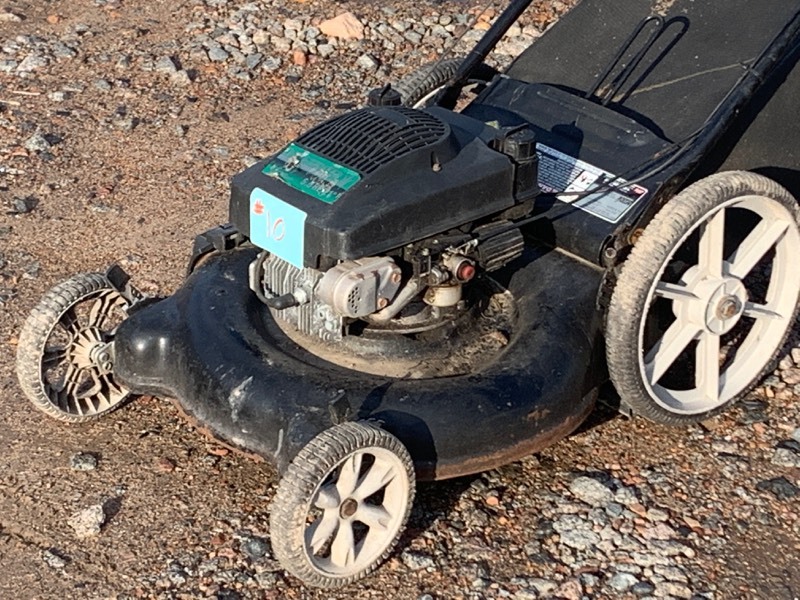 lot 10 image: LawnFlite 21 Lawn Mower