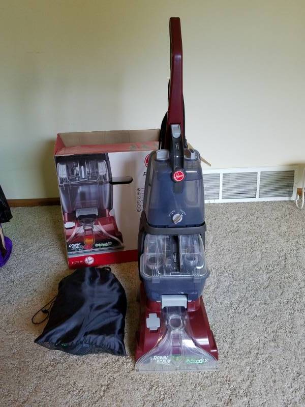 lot 16 image: Hoover Carpet Cleaner 1 gallon capacity