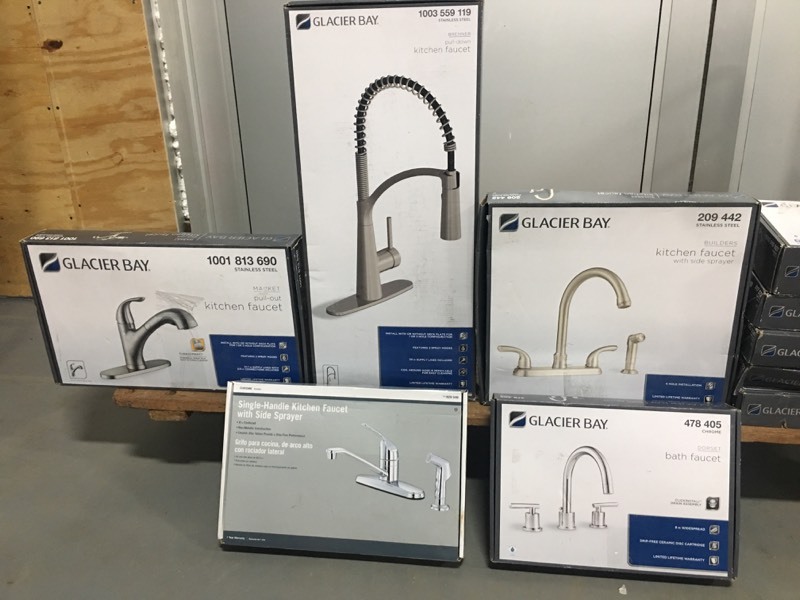lot 129 image: Lot of Salvage (useduntesteduninspected) Faucets