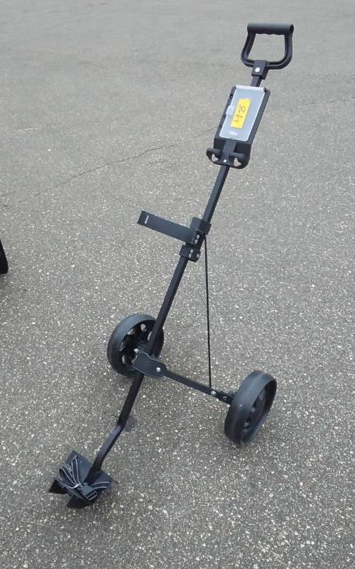 lot 48 image: Golf Bag Cart