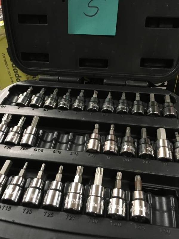 lot 5 image: Husky 38 in. Drive Master Bit Socket Set (37-Piece) MISSING PCS