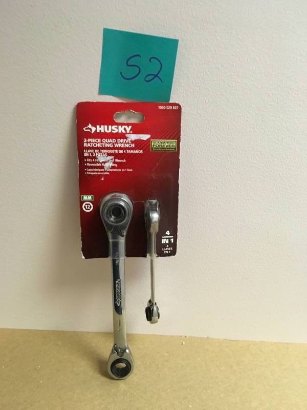 lot 52 image: Husky Metric Quad Drive Ratcheting Wrench Set (2-Piece)  in good condition