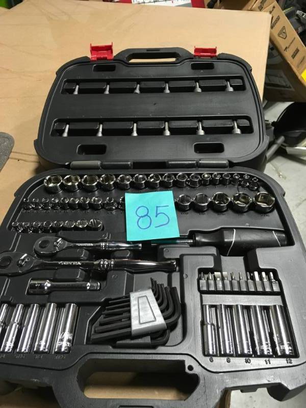 lot 85 image: Husky Mechanics Tool Set (92-Piece) in good condition