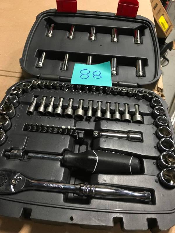 lot 88 image: Husky Mechanics Tool Set (65-Piece) in good condition
