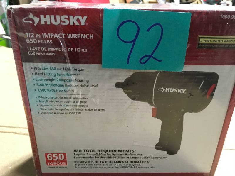 lot 92 image: Husky 650 ft.lbs. 12 in. Impact Wrench in good condition