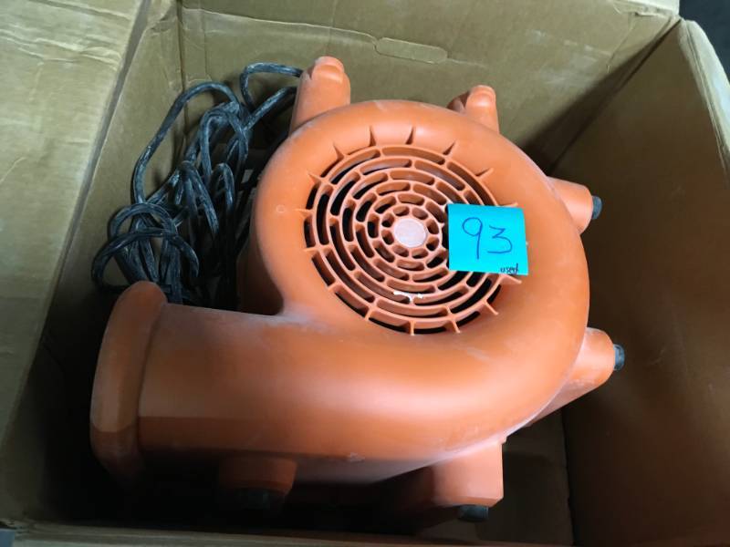 lot 93 image: RIDGID 1625 CFM Blower Fan Air Mover with Daisy Chain USED in good condition