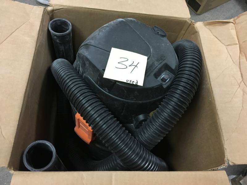 lot 34 image: RIDGID 6 Gal. 4.25-Peak HP Stainless Steel Wet Dry Vac USED  in good condition