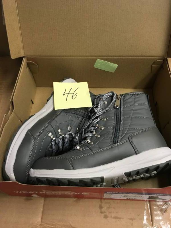 lot 46 image: Weatherproof Womens Katie Sneaker Boot (Grey, size 7) not used