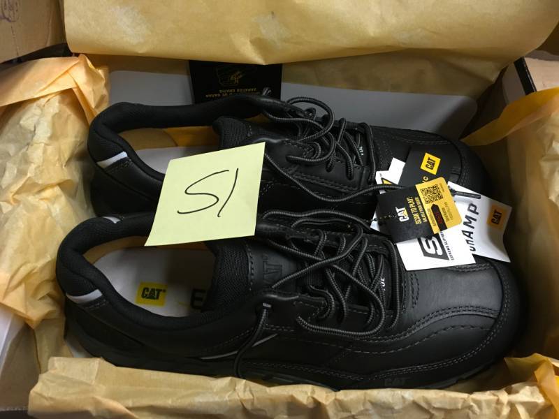 lot 51 image: Mens Streamline Leather Composite Toe Work Shoe SZ 13