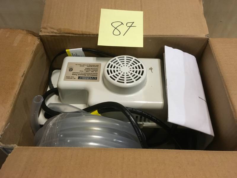lot 87 image: Everbilt 115-Volt Condensate Removal Pump in good condition
