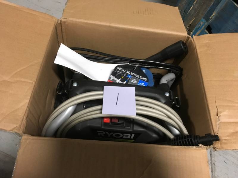 RYOBI 1,800 psi 1.2 GPM Electric Pressure Washer in good condition