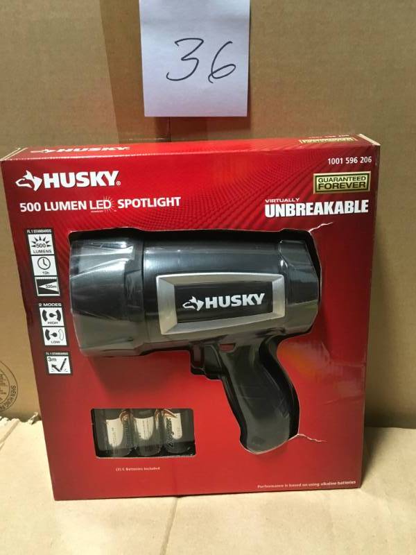 HUSKY 500 Lumen LED SPOTLIGHT 1001 596 206 Virtually Unbreakable WITH BATTERIES not used