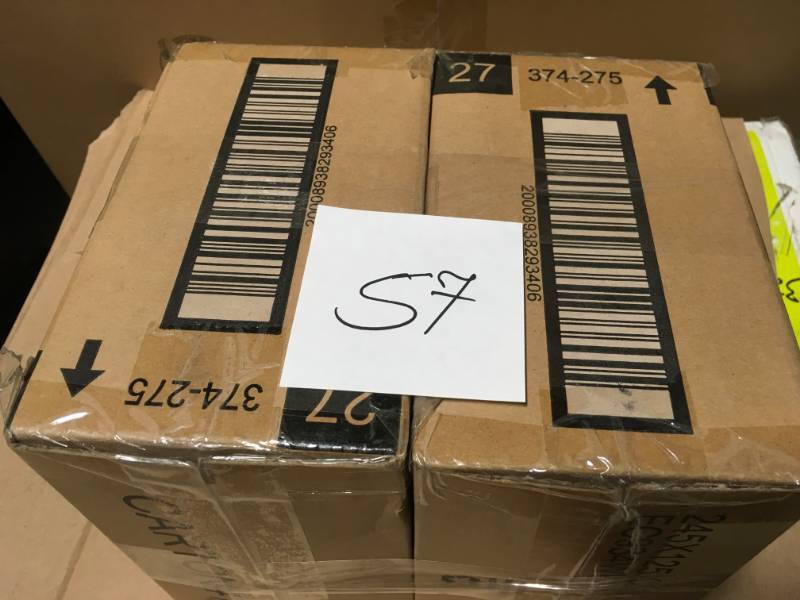 Hampton Bay F23 # 374 275 75 Watt PAR30 Halogen Track Light Head White in good condition