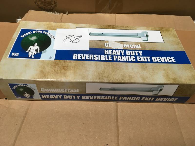 Global Door Controls Commercial Heavy Duty Reversible Panic Exit Device Push Bar not used