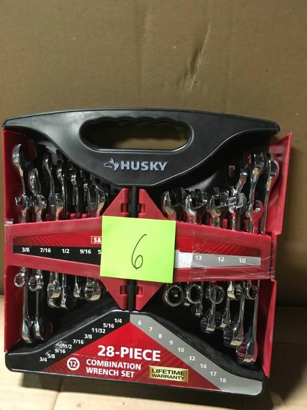lot 6 image: Husky Combination Wrench Set (28-Piece) 28CW002N  in good condition