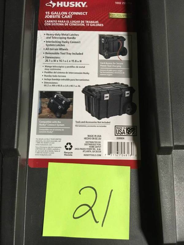 lot 21 image: Husky 26 in. Connect Mobile Tool Box Black  in good condition